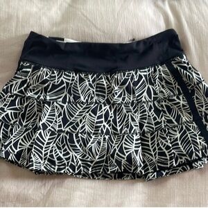 Lululemon Athletica Black and White Skater Mini Skirt